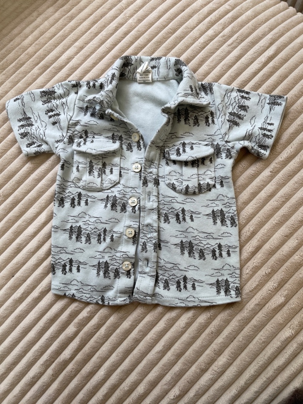 kate quinn Light Blue Short-Sleeve Button-Down with Scenic Print